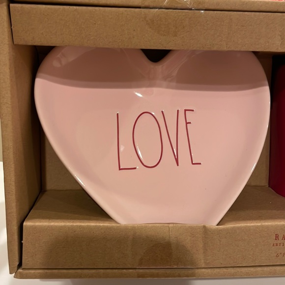 NEW Rae Dunn LOVE Plate and YOU’RE MY CUP OF TEA Valentine’s Day Gift Set - Picture 2 of 6